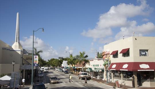 Piercing, walk ins, piercing miami, iristattoo